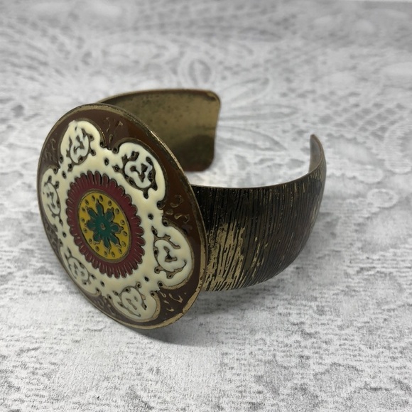 Upcycled enamel medallion statement cuff bracelet boho free spirit - Picture 2 of 6